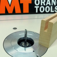 D=8x32X80 Z2 UP  بنطه PG.,KD حلزوني ارضيه  يمين مصنوعة من كربيد صلب CMT--191.081.11