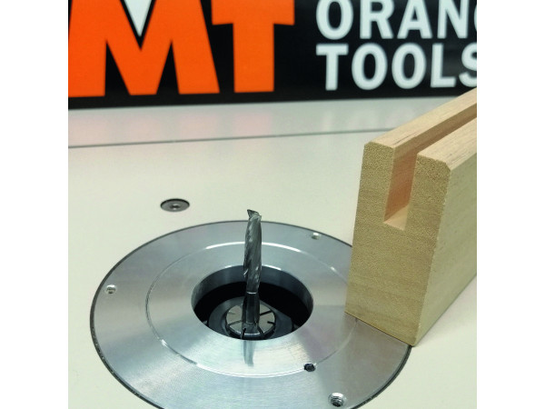 D=8x32X80 Z2 UP  بنطه PG.,KD حلزوني ارضيه  يمين مصنوعة من كربيد صلب CMT--191.081.11